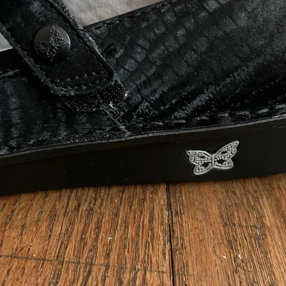 Women’s Alegria Leather/Suede Zebra Mary Jane Shoes - Picture 4 of 9